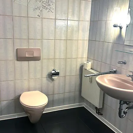 Moderne Weinberge Apartamento Zell