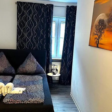 Moderne Weinberge Apartamento Zell