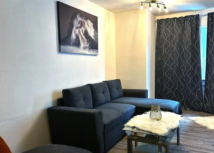 Moderne Weinberge Zell